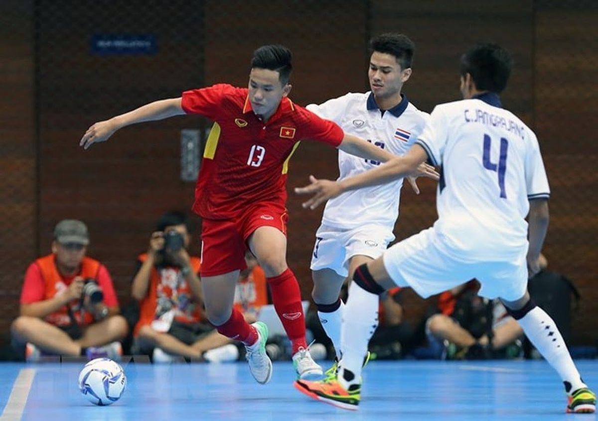 Bóng đá dành cho mặt sân futsal