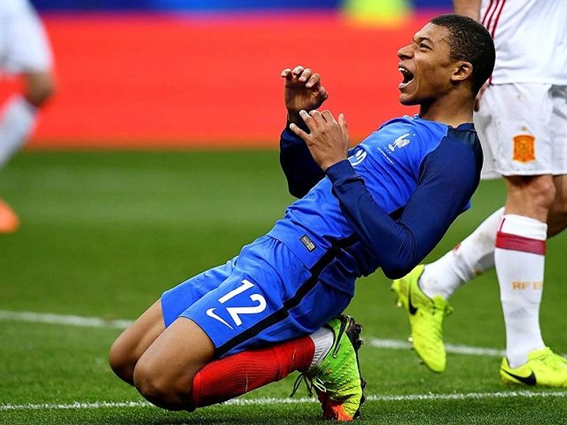 Kylian Mbappe - Ngôi sao trẻ sáng giá