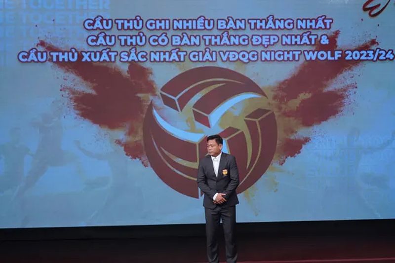 Rafaelson giành hat-trick danh hiệu tại V.League Awards 2023-2024