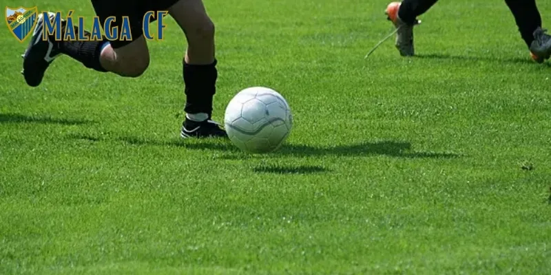 Rèn luyện kỹ năng rê bóng thực tế